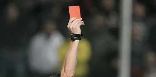 Carton rouge !